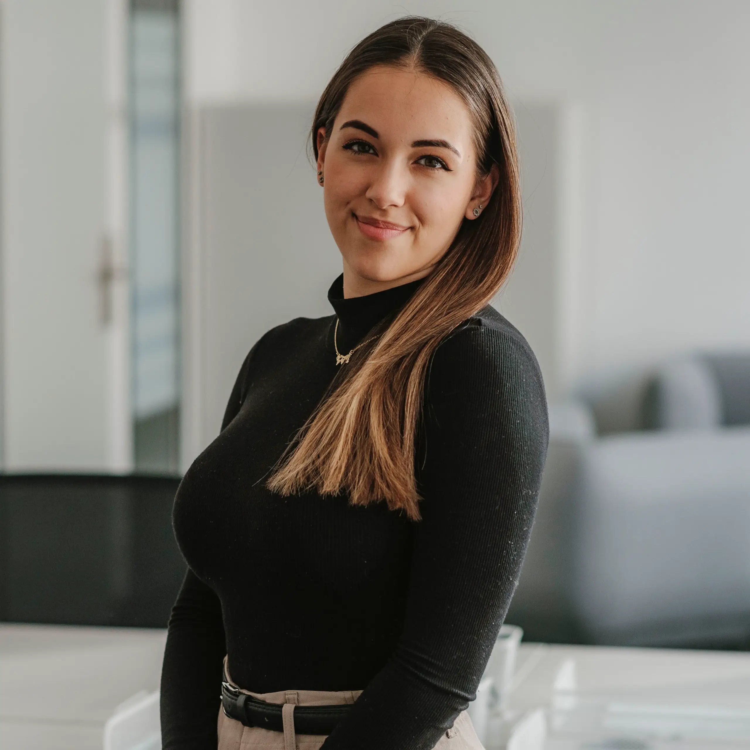 Munkatárs-Kosztyi-Kata fényképe