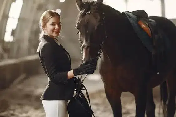 Lovas sportedző edzésen