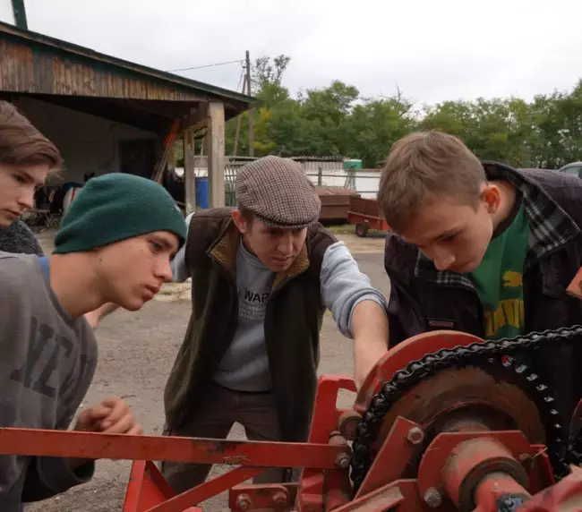 Mezőgazdasági technikus tanulók gyakorlaton